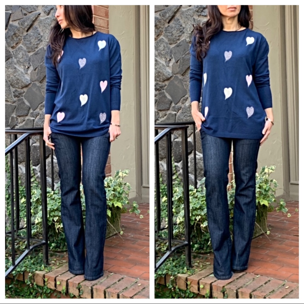 ✨LAST ONE ✨PARIS✨HEARTS SWEATER - Picture 4 of 6